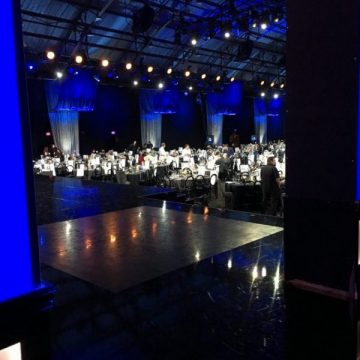 SR view at Critics Choice Awards backstage, Barker Hangar